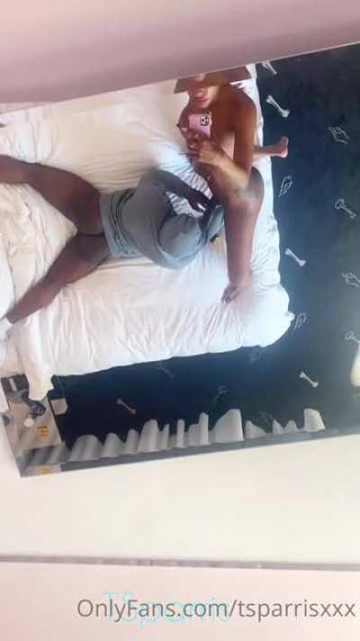 p4r1s5 a Queen. Full rip in comments.