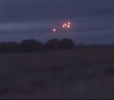 Seen this on Rumble- UFO 1-17-2018 CLUSTER