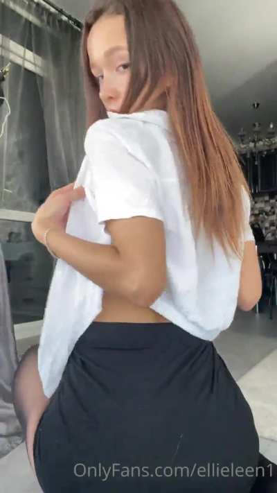 Amazing body ELLIE LEEN