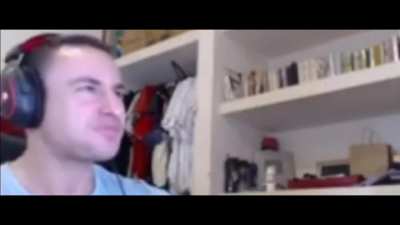 SUPER XANDAO SE MANIFESTANDO EM SUA VERDADEIRA FORMA 