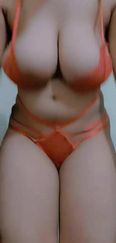 Zara zara touch me touch me 💋🥰