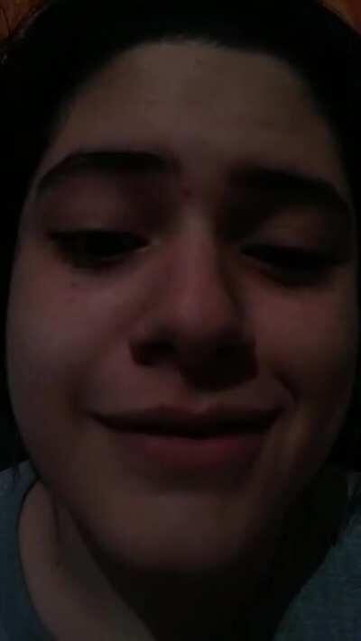 Mlk de 14 anos manda recado pra quem fala mal do fogaréu gratuito