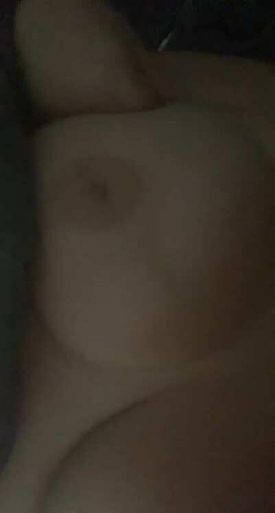 i need upvotes pls 🥰💜