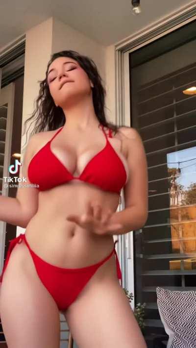 HER FULL PACK LINK IN COMMENTS😍😍😍