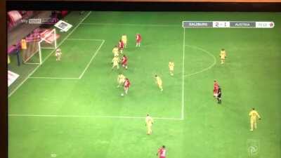 Ones to watch: Brenden Aaronson's debut goal in Europe (RB Salzburg 2-1 Austria Wien)