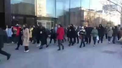 Antiwar protests continue in Moscow, despite arrests. Thank you, brothers and sisters! ❤️