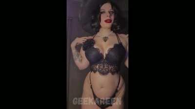 Lady Dimitrescu Lingerie by geekareen