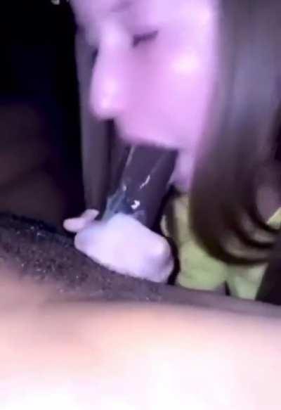 Making it extra sloppy with that mouthfull