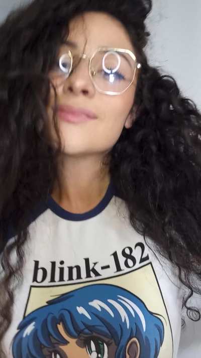 do I have a cute pussydo I have a cute pair of boobies