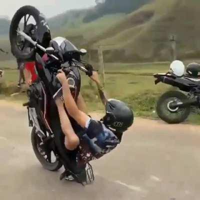 Que manobra daora irmao