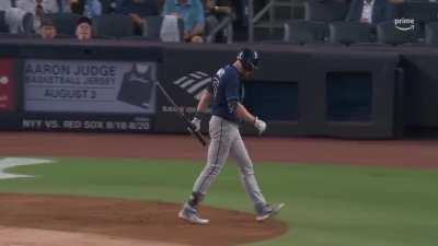 [Highlight] [Highlight] Luke Raley strikes out and then limps off the field. He has been removed from the game.