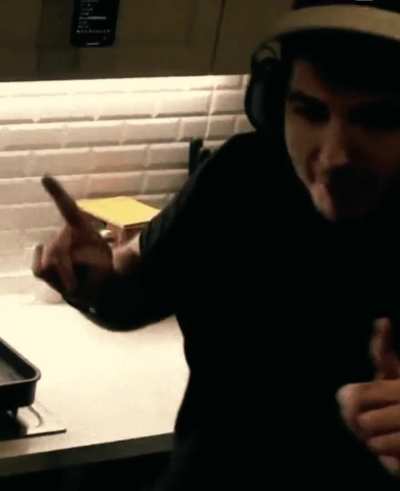 Bari Araba Editine Yakışma Dedem