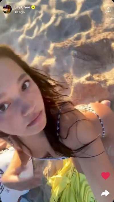 Lily chee on snap 🔥