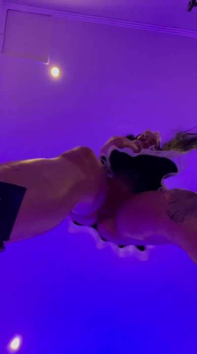 POV: I'm about to sit on your face