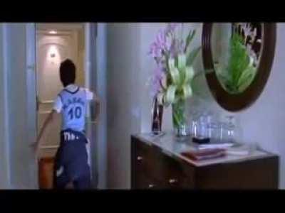 Shaw in DC dressing room