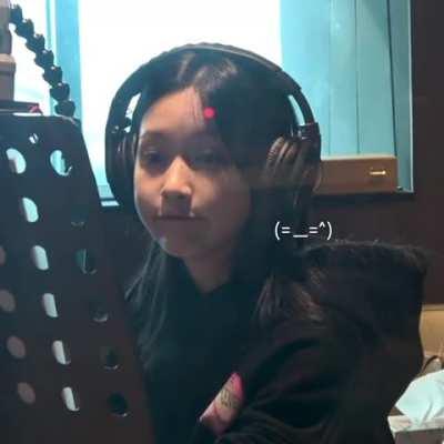 211227 - Extremely adorable Mina