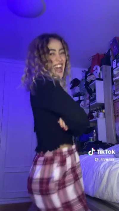 Lo rico que tiene que ser follarsela🍑🤤