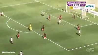 Time feminino do Vasco jogando aí