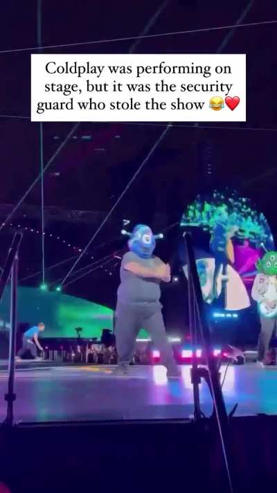 Was not expecting him to have the moves, but i'm so glad he did