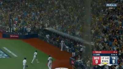 Tampa Bay OF Randy Arozarena steals homeplate against the Red Sox
