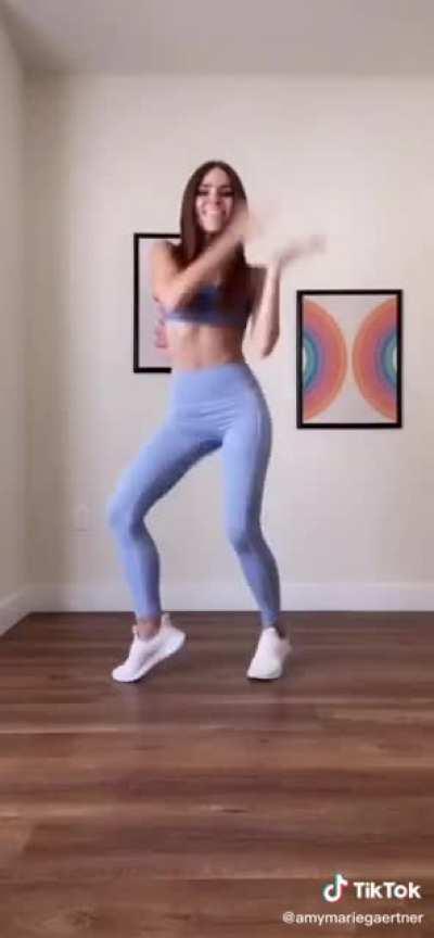 New Dancing Vid