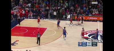 [Highlight] Mike Breen makes an easy pun on Immanuel Quickley's name