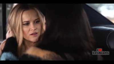 Reese Witherspoon & Julianna Margulies (The Morning Show - s02e03)