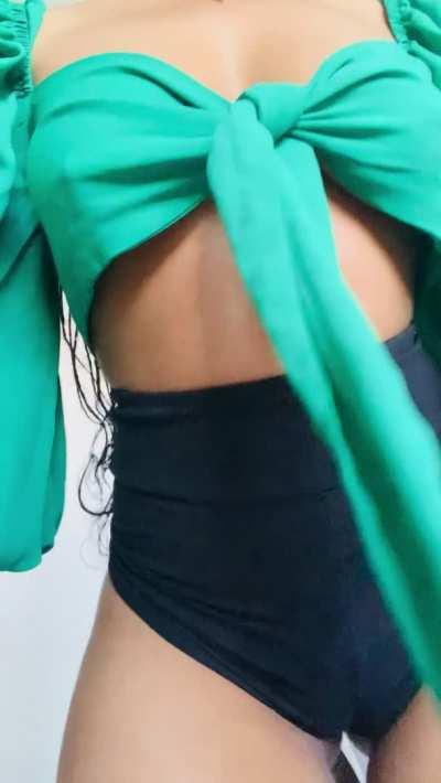 Lunch is ready, can I unwrap it for you?