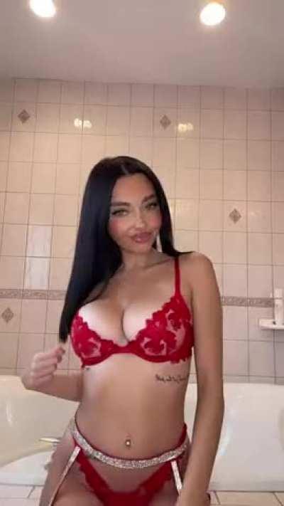 I've been waiting all year to show you my boobs link in the comments