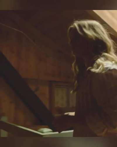 Sehr hübsch sieht Julia Beautx aus in der Folge 4 Staffel 12 von der ZDF Serie „Frühling“ … in Folge 3 Staffel 12 war sie leider nicht mit dabei…