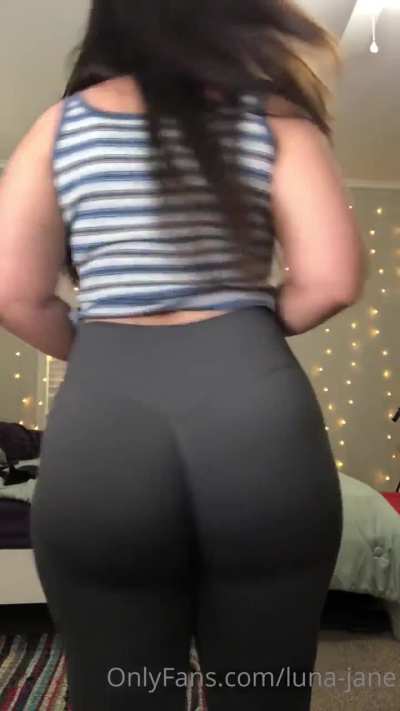 Pawg 7