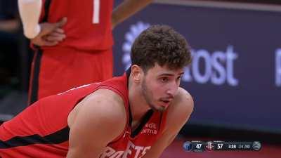 [Highlight] Steven Adams denies Jalen Green at the rim but Sengun comes in with the tip in And-1