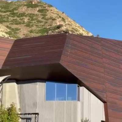 Beautiful roof jump fail