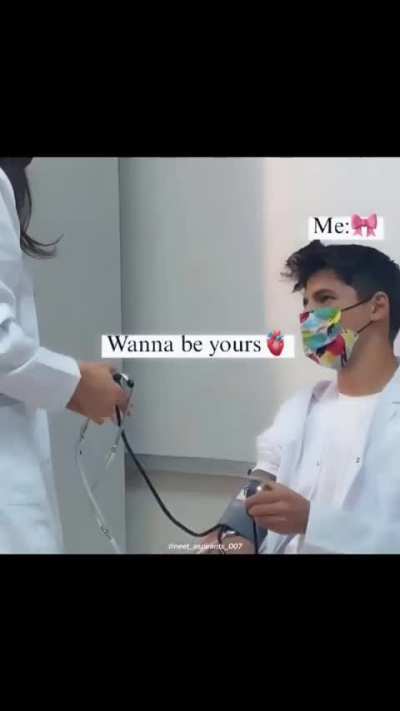 Tere khatir ek umar gawah di hamne , hak to banta hai ki tum apna le mujhe