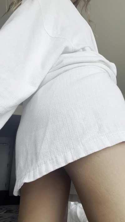 Let me unwind through this bathing rope in your face