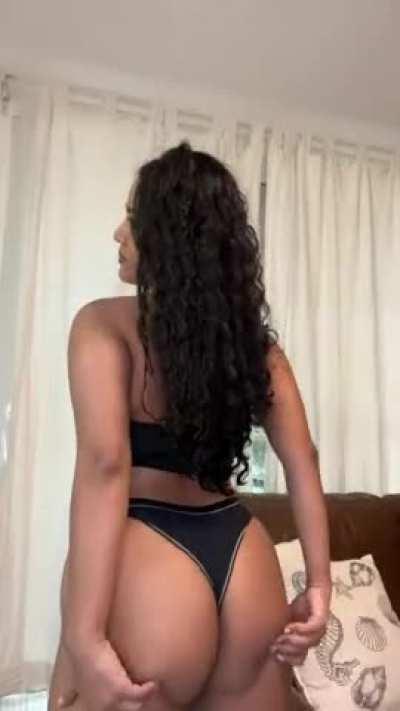 I will make your cock hard and beg you to cum on my face