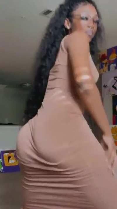 😩😍😩😍 I swear she can get it no kizzy 🧢