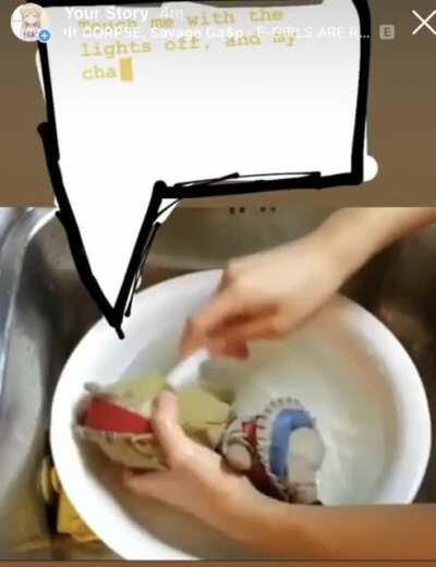 i want marisa to choke me like she hates me (probably does :/)