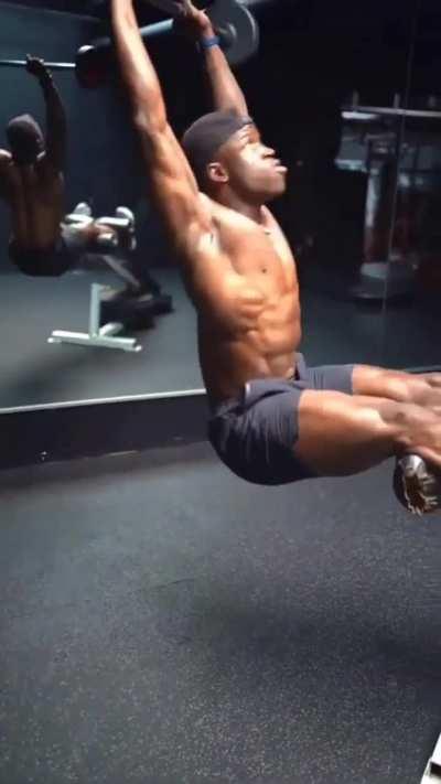 Darien Johnson's steel Abs workout.