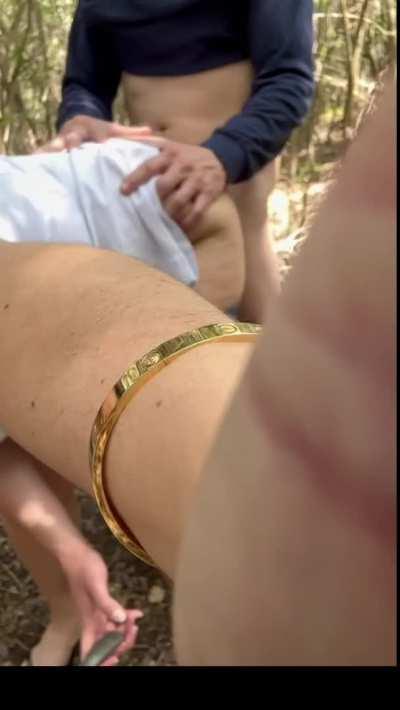 When taking the dog for a walk turns into being sneaky 😈☀️