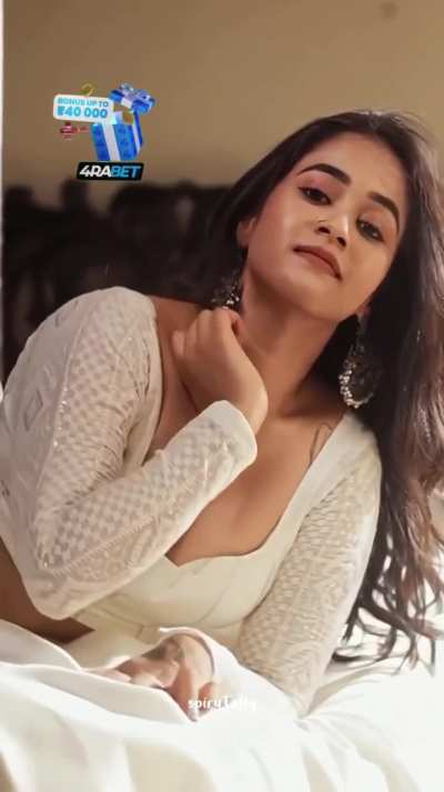 Deepthi sunaina kasilanza ne sallani pisukuthu ne juicy guddani dengale