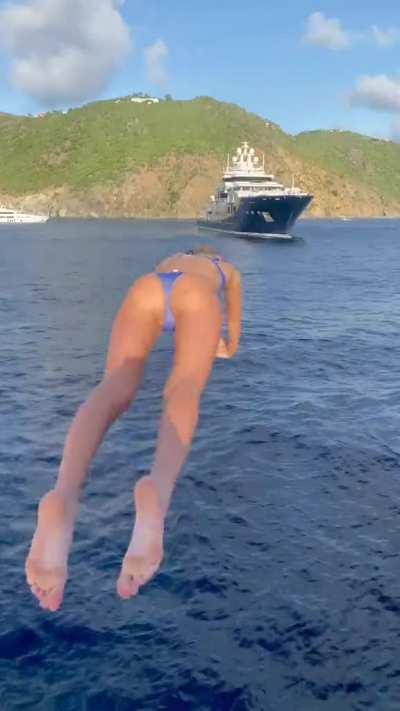 HMC while I take a quick dive.