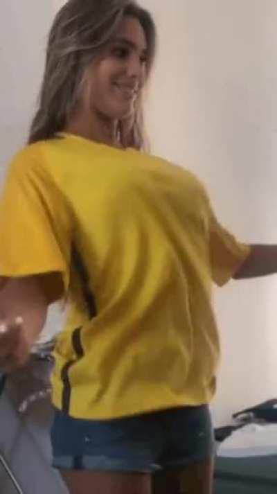 Making The Girls Bounce