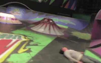 Attempting a vertical skate Ramp (+ no helmet)