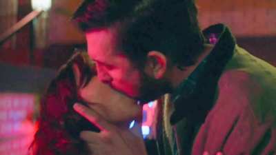 Emilia Jones deep tongue kissing in Cat Person (2023)