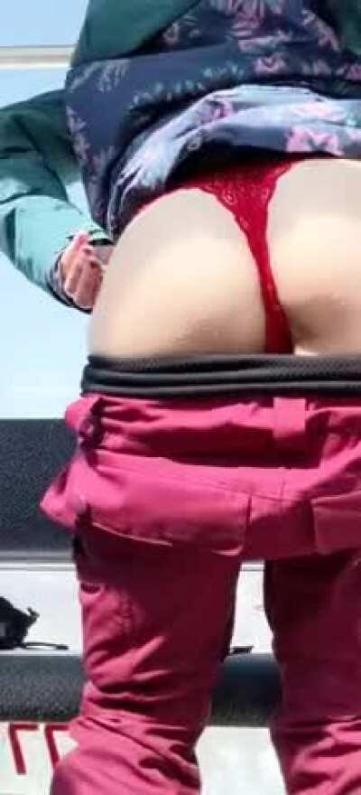 Panty peel on the gondola