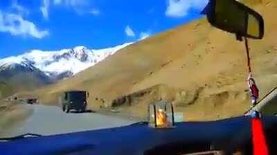 BREAKING – Massive reinforcements by the Indian army to counter Chinese occupation of disputed Ladakh Border sector between China and India.