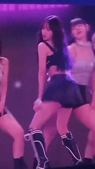 I could only wish that safety shorts was a blacked laced panties.