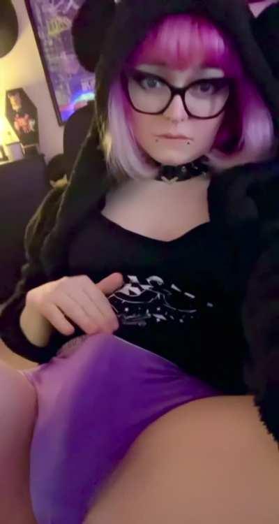 big and harddd >:3 😈