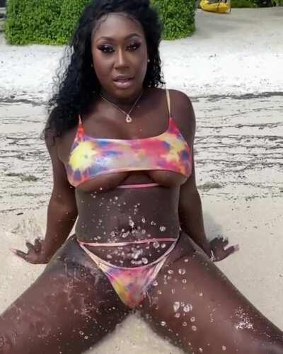 Slow-mo 🍆💦💦